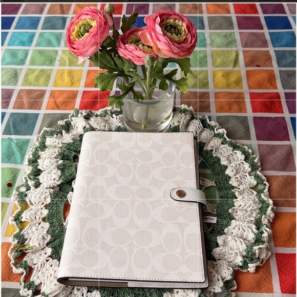 🌸 COACH NOTEBOOK IN SIGNATURE CANVAS 🌸 NWT🌸 - Picture 12 of 16